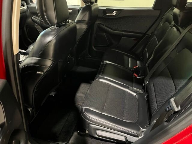 
 2020 Ford Escape SEL full									