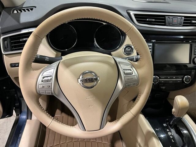 
 2015 Nissan Rogue SL full									