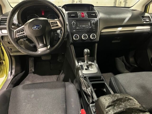 
 2014 Subaru XV Crosstrek 2.0i Hybrid full									
