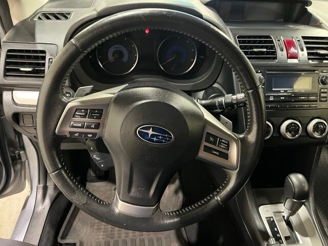 
 2014 Subaru XV Crosstrek 2.0i Hybrid full									