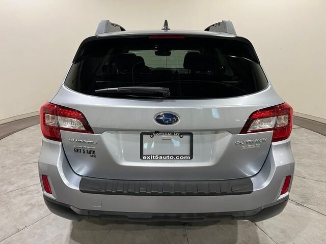 
 2017 Subaru Outback 2.5i Premium full									