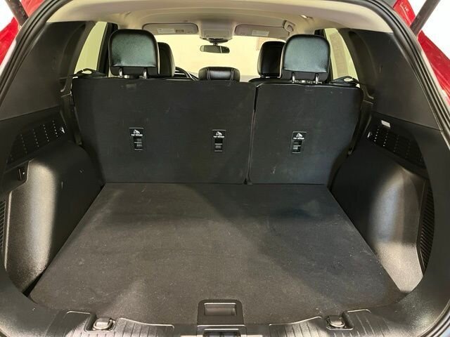 
 2020 Ford Escape SEL full									