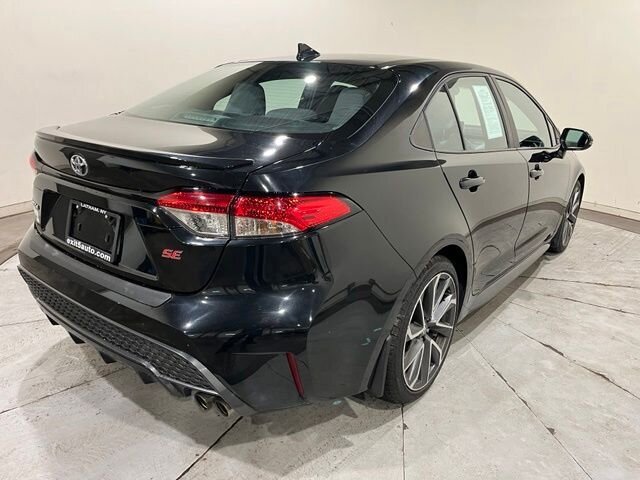 
 2021 Toyota Corolla SE full									