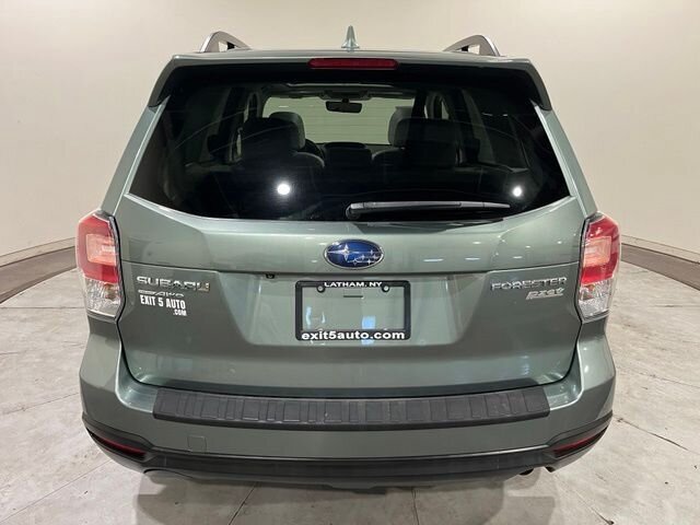 
 2017 Subaru Forester 2.5i Limited full									