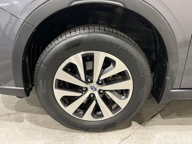 
 2020 Subaru Outback Premium full									