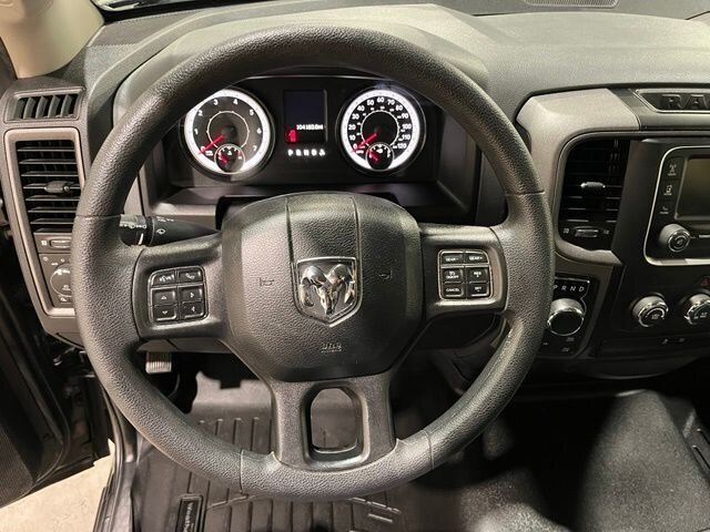 
 2018 RAM 1500 Express full									