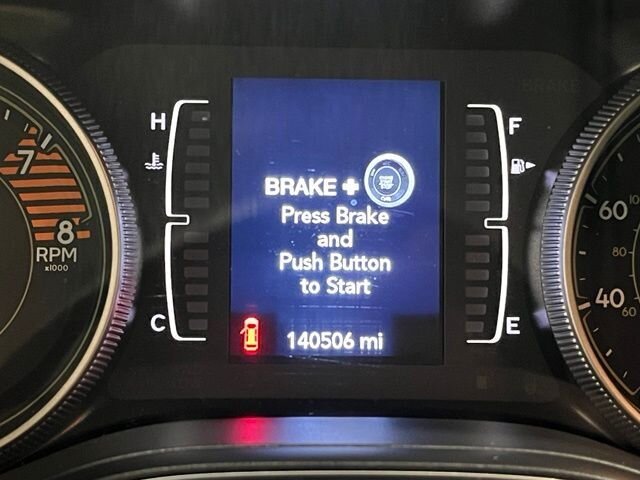 
 2019 Jeep Cherokee Latitude Plus full									