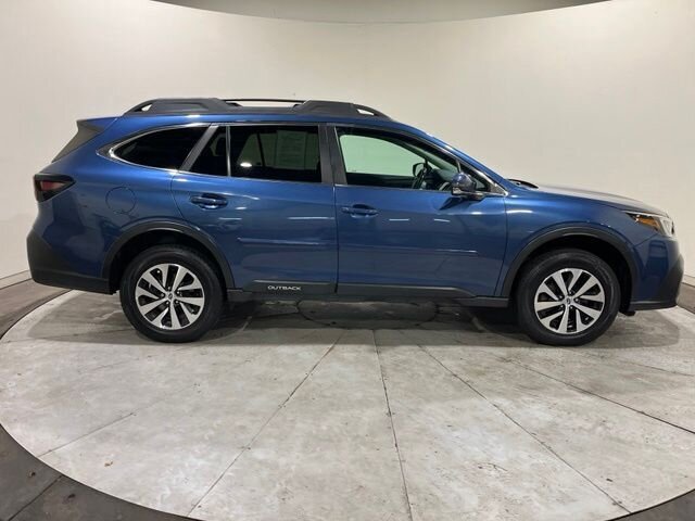
 2020 Subaru Outback Premium full									