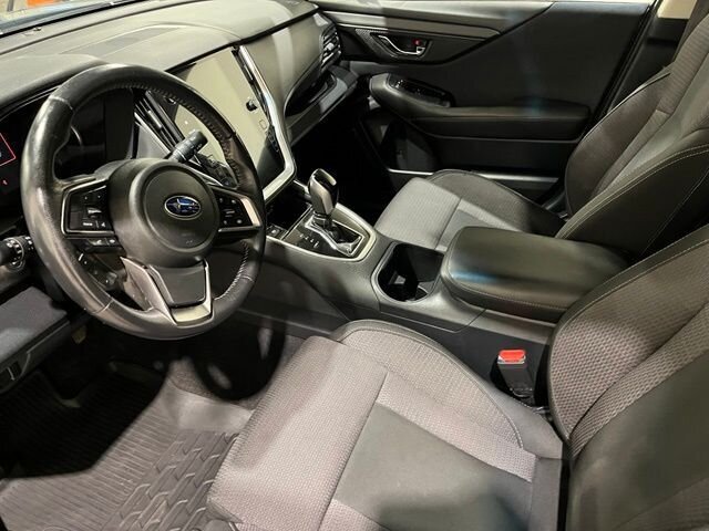 
 2020 Subaru Outback Premium full									