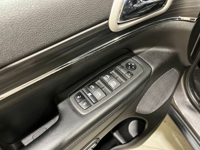 
 2021 Jeep Grand Cherokee Limited full									