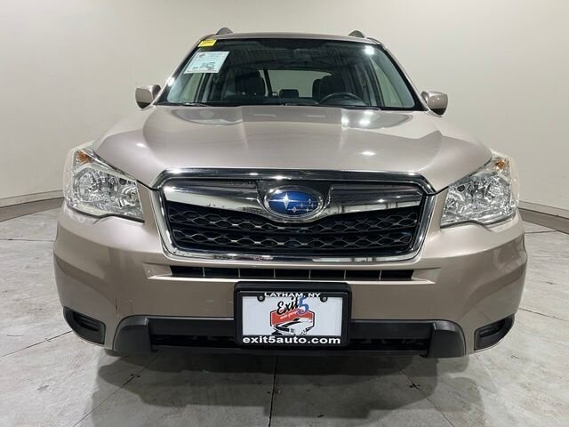 
 2015 Subaru Forester 2.5i Premium full									