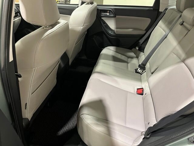 
 2017 Subaru Forester 2.5i Limited full									