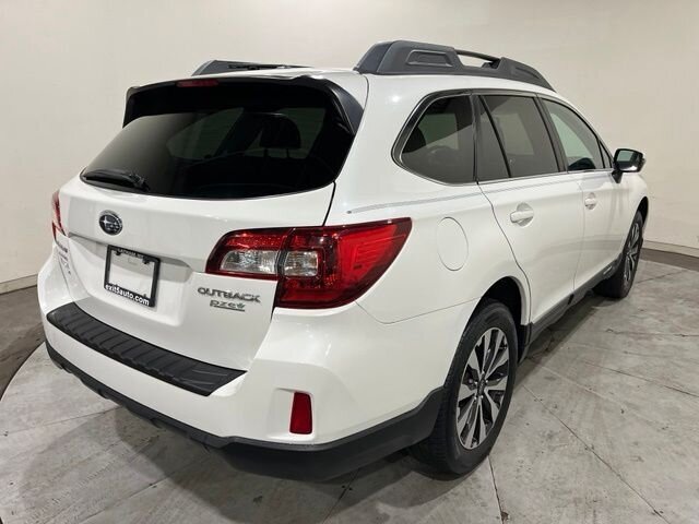 
 2015 Subaru Outback 2.5i Limited full									