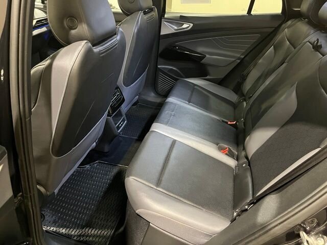
 2023 Volkswagen ID.4 Pro S full									