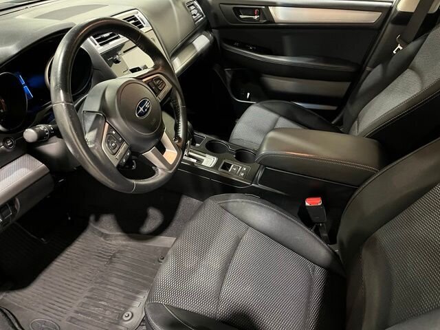 
 2017 Subaru Outback 2.5i Premium full									