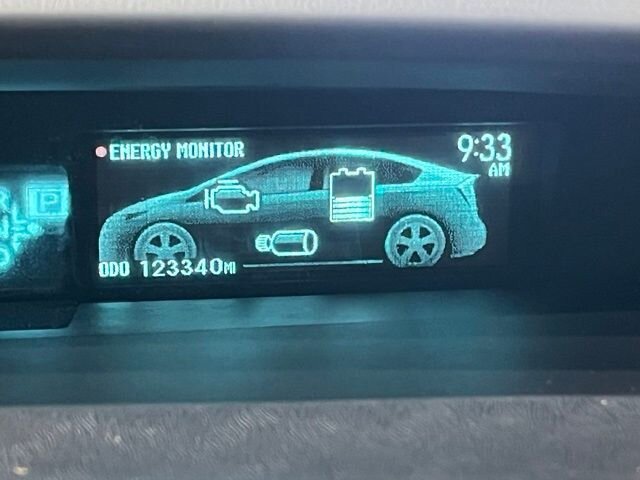 
 2014 Toyota Prius Two full									