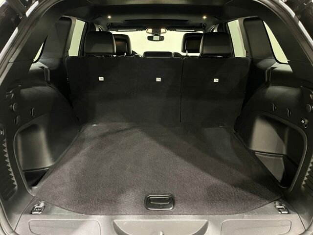 
 2021 Jeep Grand Cherokee Limited full									