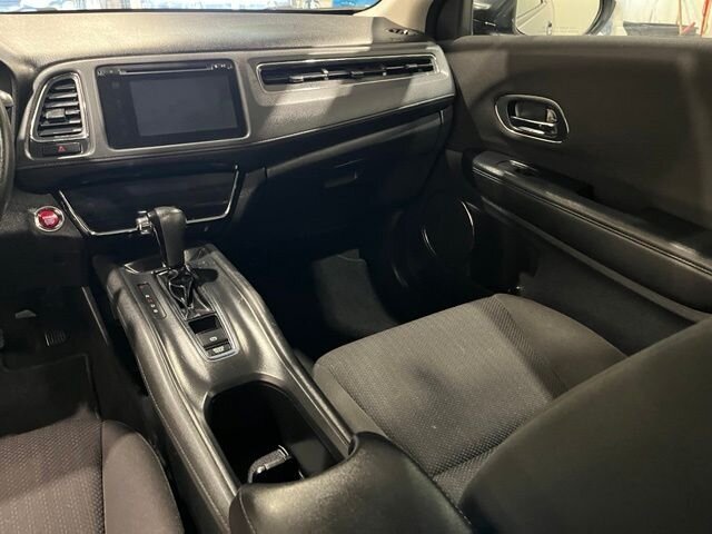 
 2017 Honda HR-V EX full									