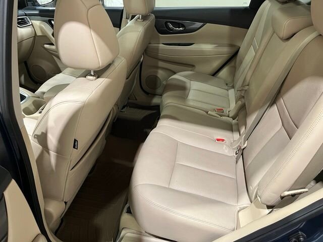 
 2015 Nissan Rogue SL full									