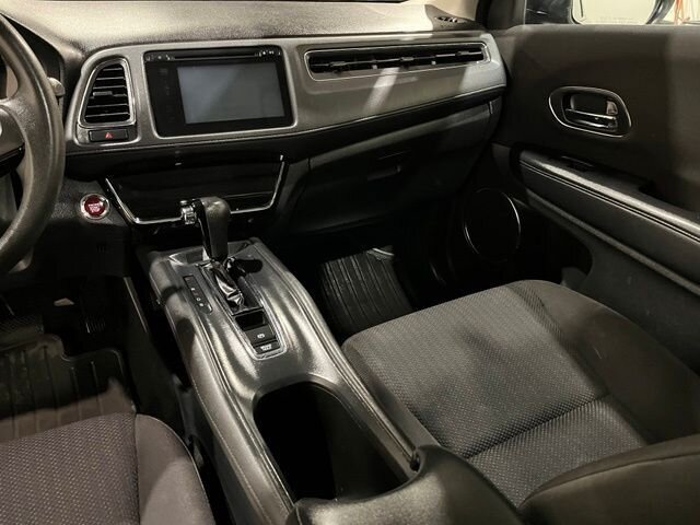 
 2016 Honda HR-V EX full									