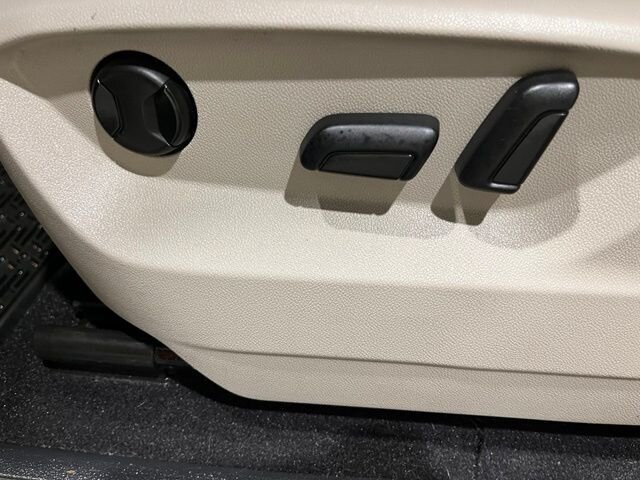 
 2019 Volkswagen Atlas 3.6L V6 SE w/Technology full									