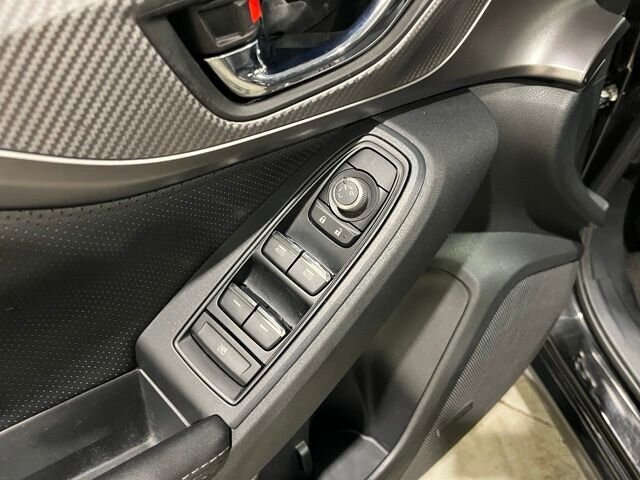 
 2020 Subaru Impreza Limited full									