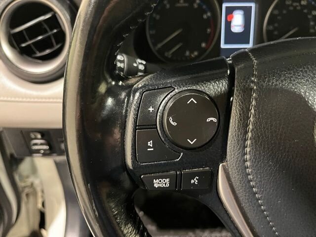 
 2017 Toyota RAV4 XLE full									