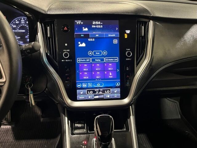 
 2020 Subaru Outback Premium full									