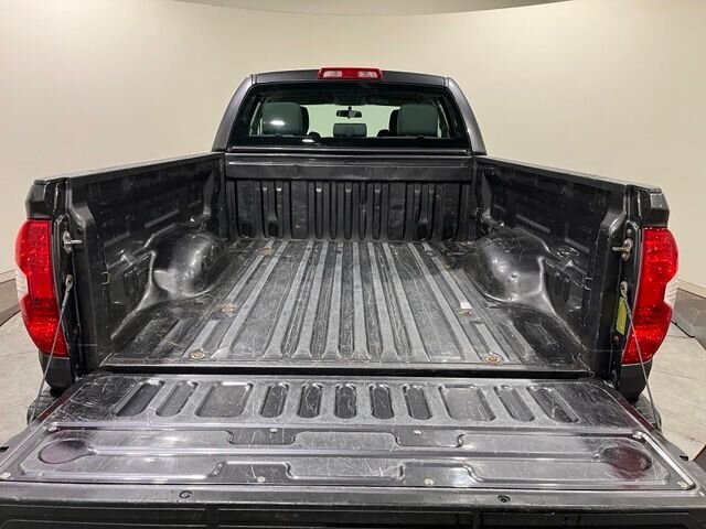 
 2015 Toyota Tundra SR full									