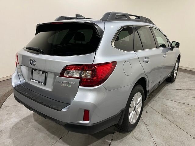 
 2017 Subaru Outback 2.5i Premium full									