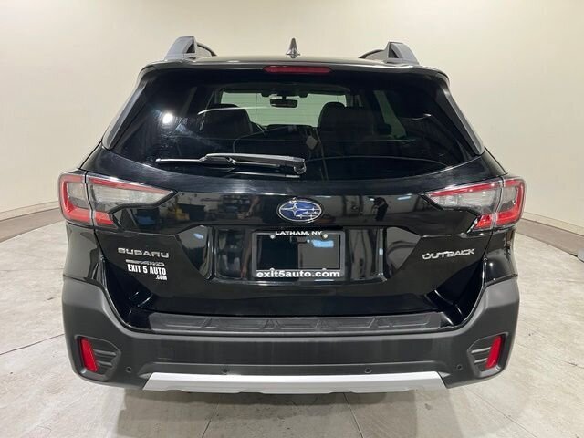 
 2020 Subaru Outback Limited full									