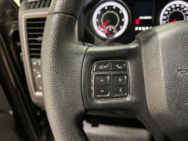 
 2018 RAM 1500 Express full									
