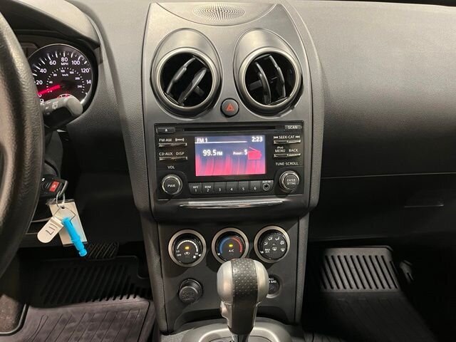 
 2015 Nissan Rogue Select S full									