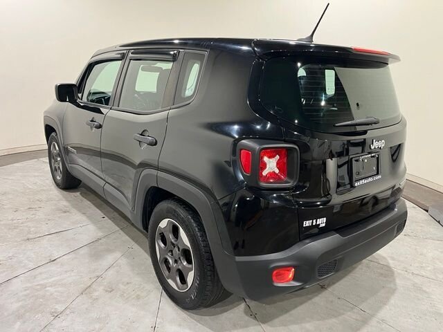 
 2015 Jeep Renegade Sport full									