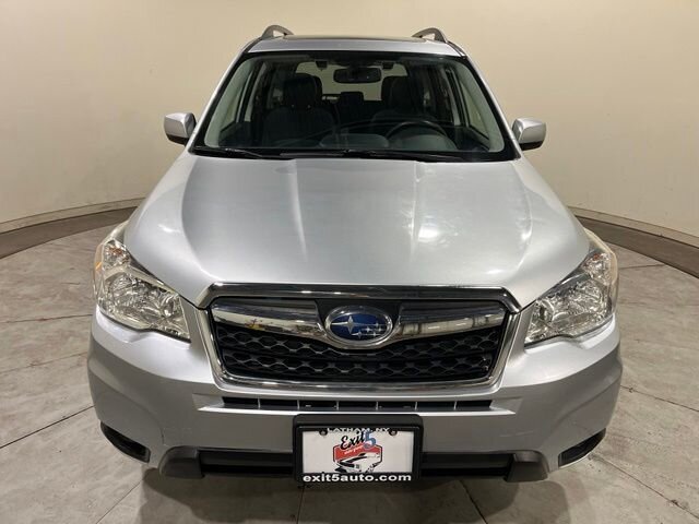 
 2016 Subaru Forester 2.5i Premium full									