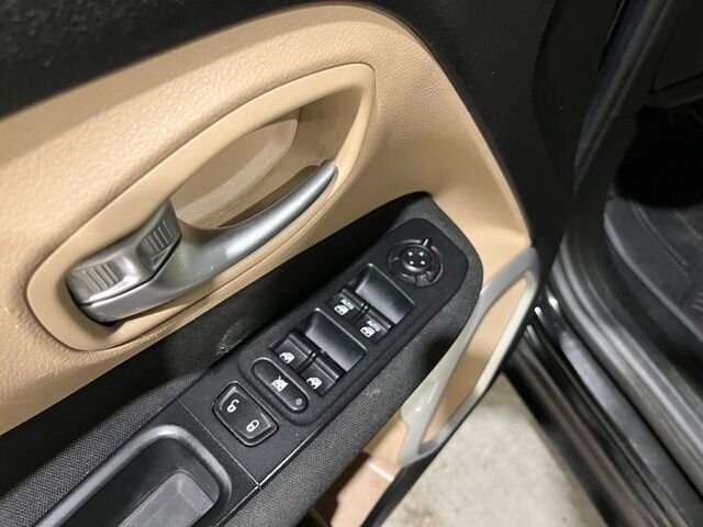 
 2015 Jeep Renegade Sport full									