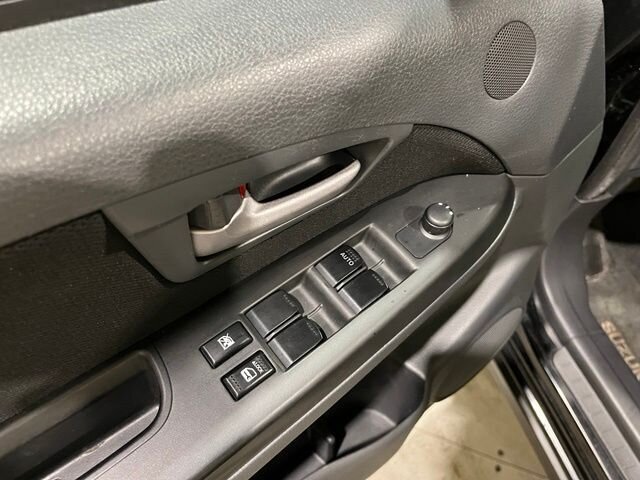 
 2012 Suzuki SX4 Crossover Premium full									