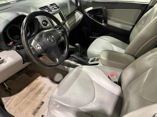 
 2012 Toyota RAV4 Limited full									
