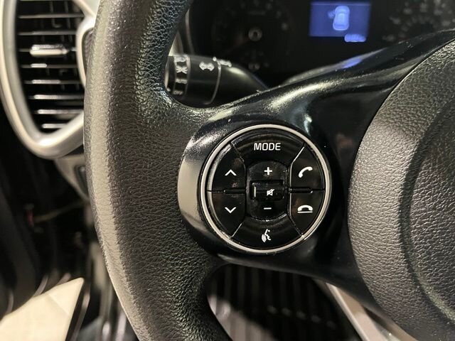 
 2021 Kia Soul S full									