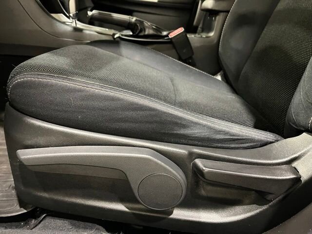 
 2014 Subaru XV Crosstrek 2.0i Hybrid full									