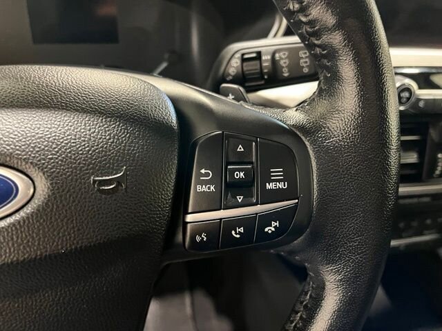 
 2020 Ford Escape SEL full									