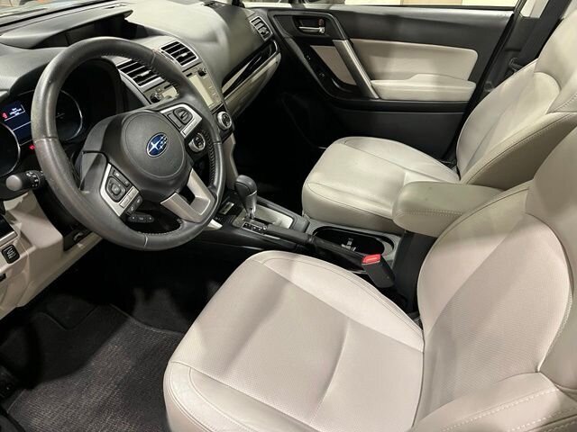 
 2017 Subaru Forester 2.5i Limited full									