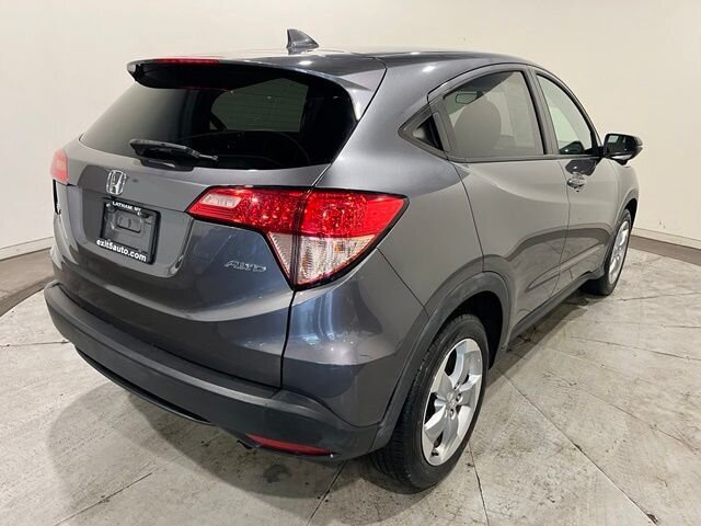 
 2017 Honda HR-V EX full									