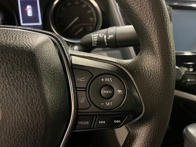 
 2019 Toyota Camry LE full									