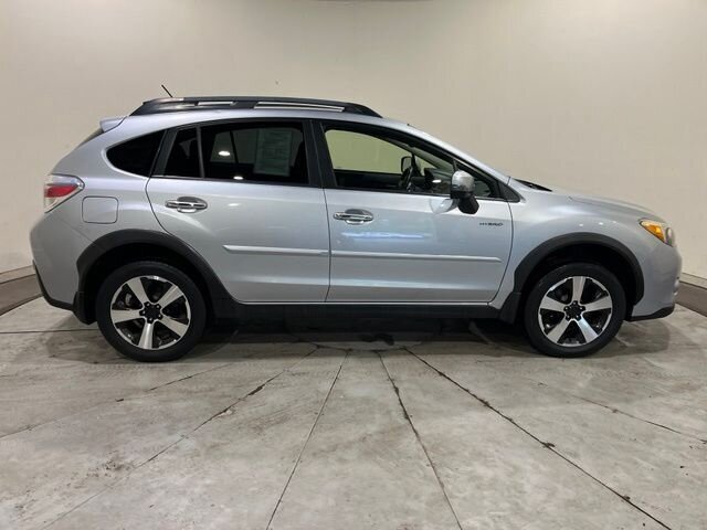
 2014 Subaru XV Crosstrek 2.0i Hybrid full									