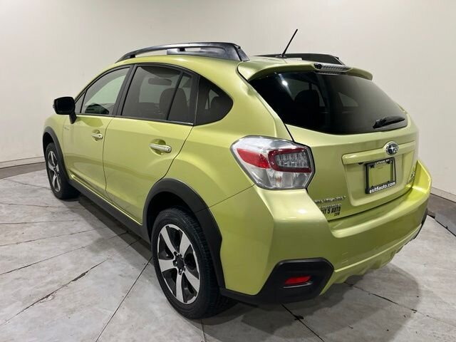 
 2014 Subaru XV Crosstrek 2.0i Hybrid full									