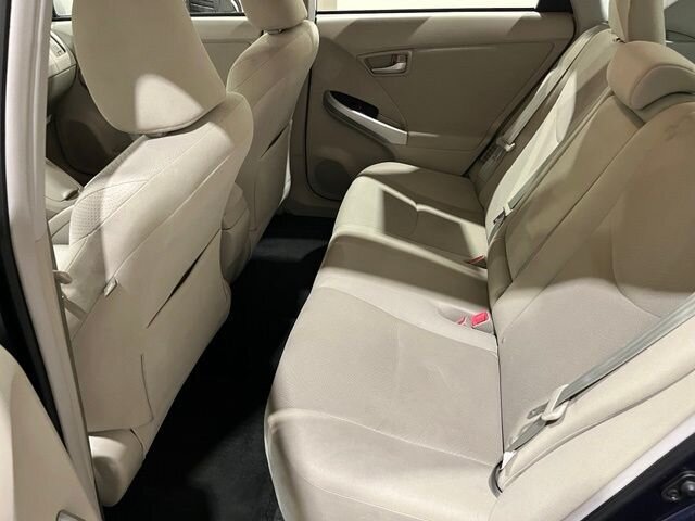 
 2013 Toyota Prius Three full									