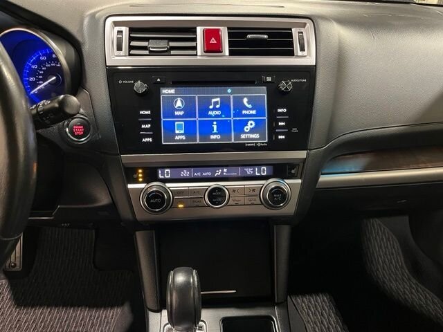 
 2015 Subaru Outback 2.5i Limited full									