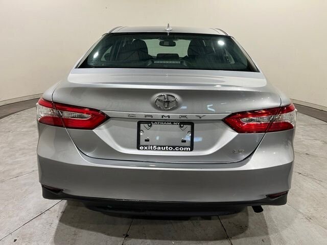 
 2019 Toyota Camry LE full									