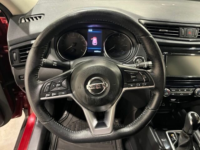 
 2019 Nissan Rogue SV full									